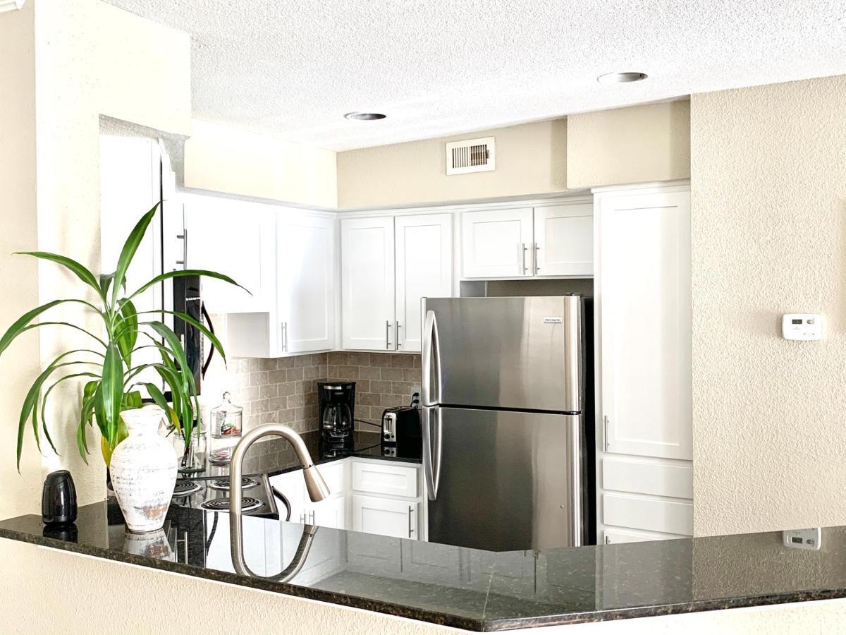 Spacious 2Br&2Ba Med Center Apt, Free Parking&Shuttle ヒューストン エクステリア 写真