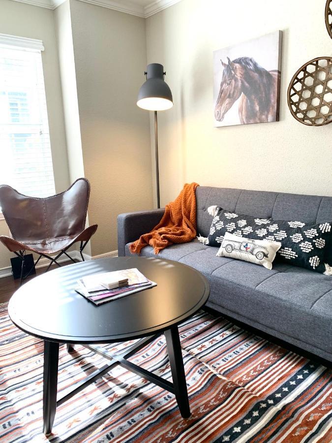 Spacious 2Br&2Ba Med Center Apt, Free Parking&Shuttle ヒューストン エクステリア 写真