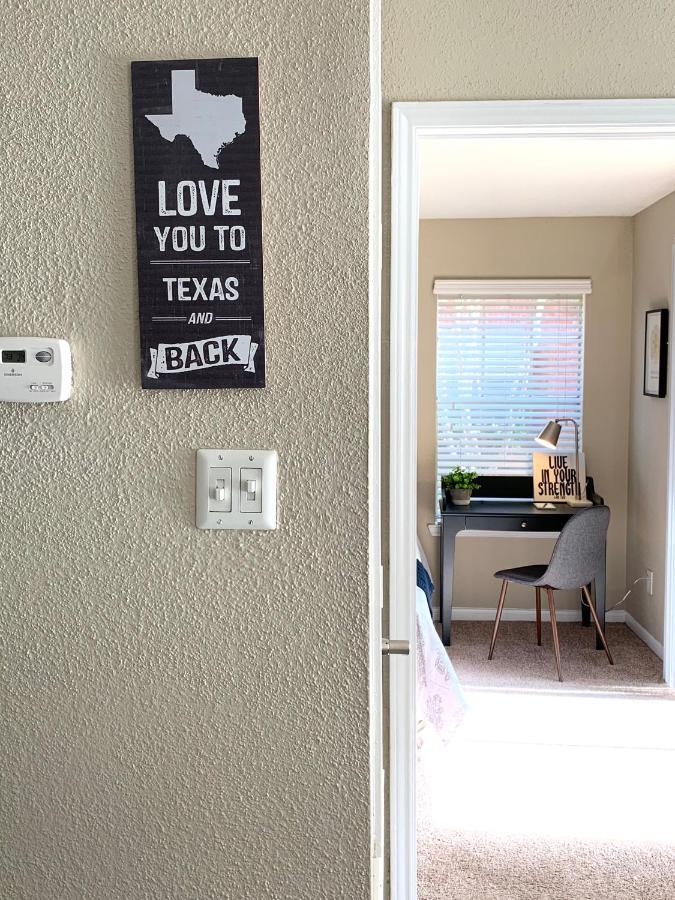Spacious 2Br&2Ba Med Center Apt, Free Parking&Shuttle ヒューストン エクステリア 写真